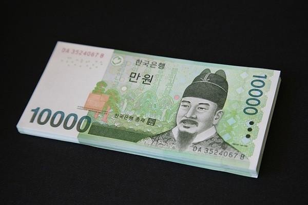 安逸花欠多少會上門催收，錢被上門催收怎么應對