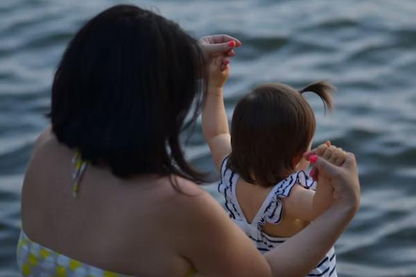 父母可以給成年子女買保險(xiǎn)嗎，給成年子女買保險(xiǎn)怎么買