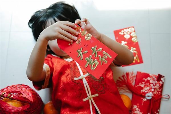 新生兒香港保險(xiǎn)怎么買，新生兒香港保險(xiǎn)多少錢
