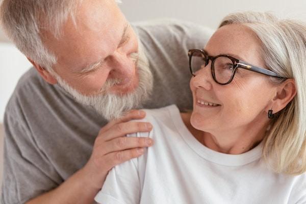女的52歲還能交養(yǎng)老保險嗎？怎么交養(yǎng)老保險？