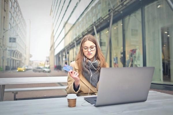 招行信用卡逾期后怎么恢復(fù)信用，還不上怎么協(xié)商還款