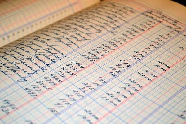 農(nóng)行信用卡違約協(xié)商減免逾期費用可以嗎，逾期有什么后果