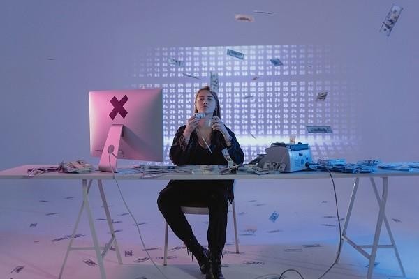 借唄無力償還新規(guī)怎么辦理延期還款，后果有什么