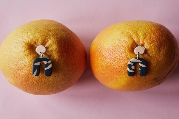 深圳養(yǎng)老保險(xiǎn)要交多少年？可以領(lǐng)多少錢？