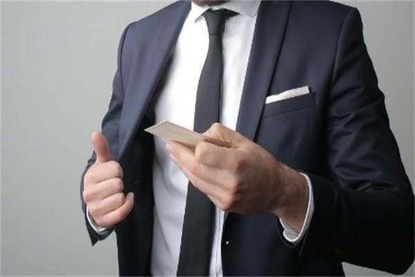 桔多多逾期如何協(xié)商償還，逾期暴力催收騷擾怎么辦