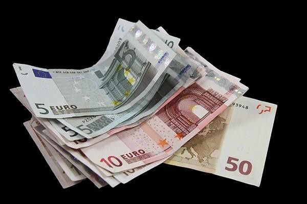 欠招商銀行卡3萬逾期怎么還？多久會被起訴？